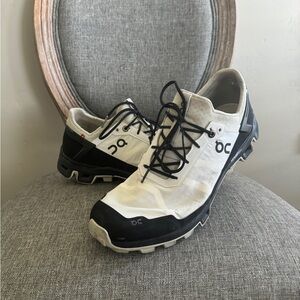 On Cloud Cloudventure Peak Trail Women’s Shoes 11